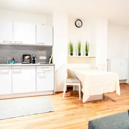 Apartment Cozy With Sky-tv Sued