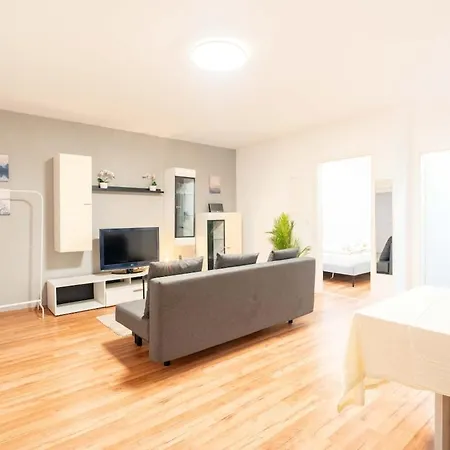 Apartment Cozy With Sky-tv Sued *